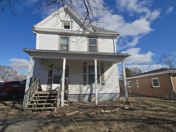 718 S 5th St, Hoopeston, IL 60942