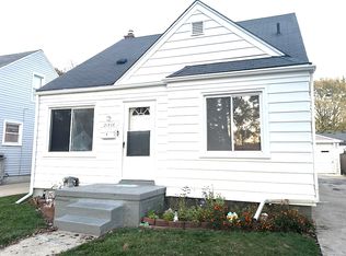 21536 Panama St, Warren, MI 48091