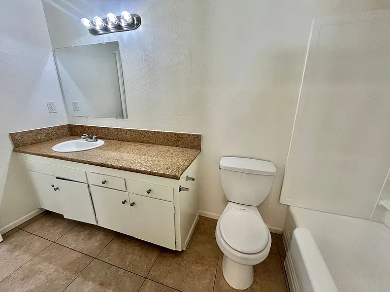 Woodbury Patio Homes — Photo 40