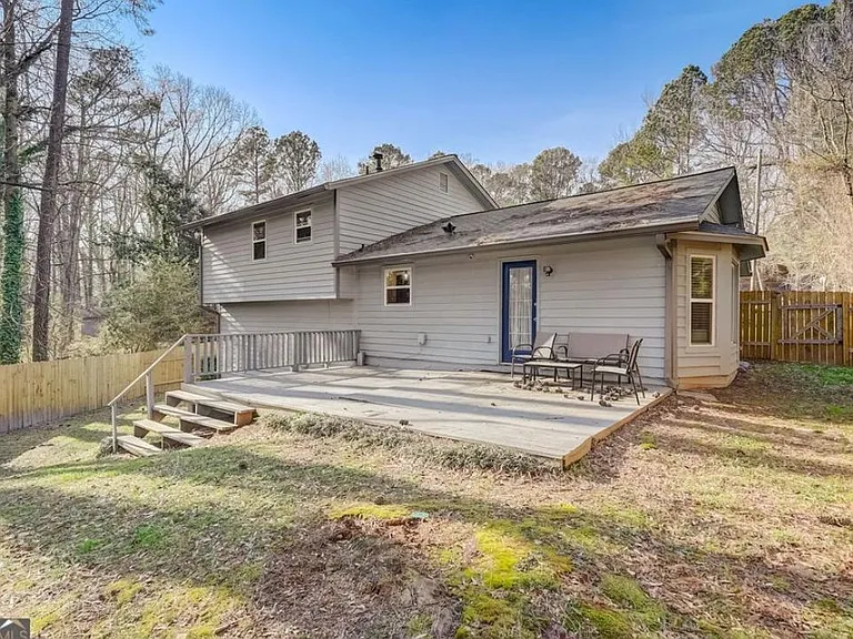 2551 Chippewa Ct — Photo 13