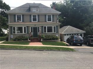 13 Rockwell St, Alexandria Bay, NY 13607