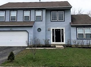 219 Wellington Pl, Pataskala, OH 43062