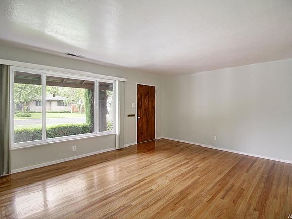 5th image of 4213 Las Cruces Way