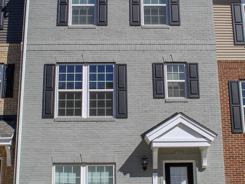 3008 Pinebrook Rd