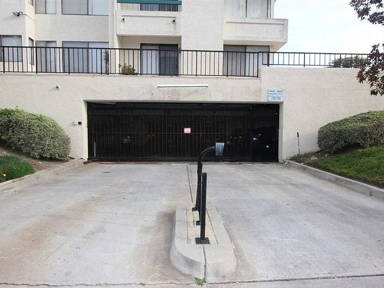 11233 Tierrasanta Blvd #22 — Photo 12