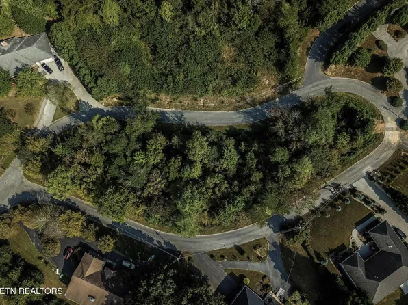 11 Stirrup Ln #11, Pigeon Forge, TN 37863