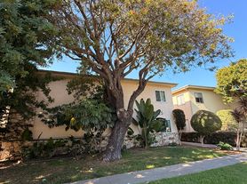 4635 N Bellflower Blvd, Long Beach, CA