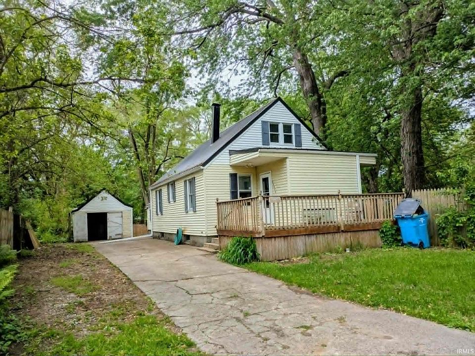 1st image of 25092 Grover St