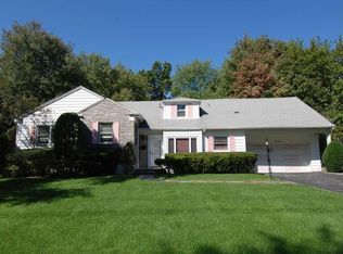 114 Dorchester Rd, Scarsdale, NY 10583