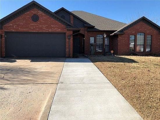1st image of 621 Greenfield Dr