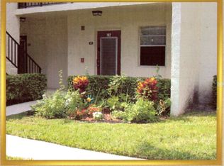 102 Lake Constance Dr #1, West Palm Beach, FL 33411