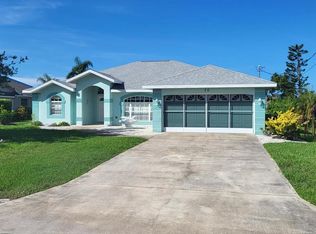 75 Fairway Rd, Rotonda West, FL 33947