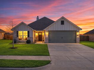 4203 Padron Ln, Sanger, TX 76266