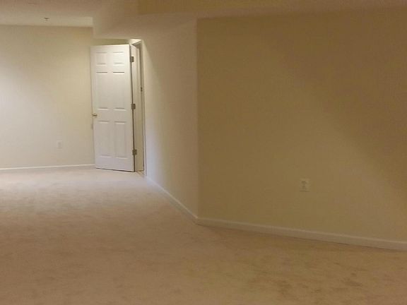 2nd image of 809 Manor House Dr