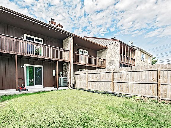 2nd image of 1206 Flanders Way