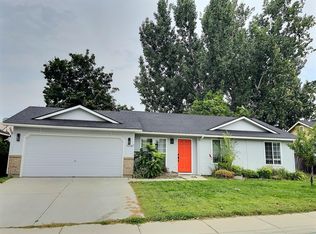 9138 W Wakefield St, Garden City, ID 83714