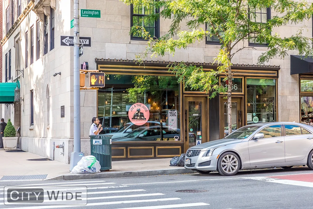 NEIGHBORHOOD&KATHARINEHAMNETT ロンT L 229 West 97th Street #6E in Upper West Side, Manhattan