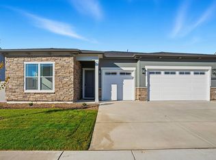 2221 N Kenora Ave, Star, ID 83669