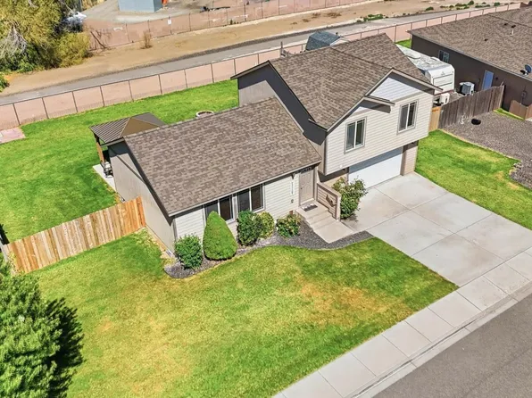 624 Botaka Loop, Benton City, WA 99320