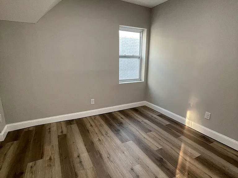 928 Fairbanks Ave — Photo 18
