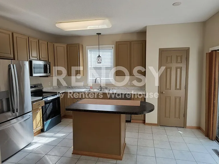 15284 Florist Cir — Photo 6