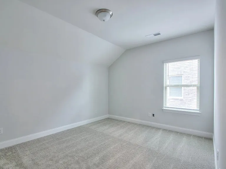 1673 Boardwalk Pl — Photo 16