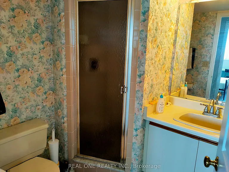 880 Dundas St W #1404 — Photo 15