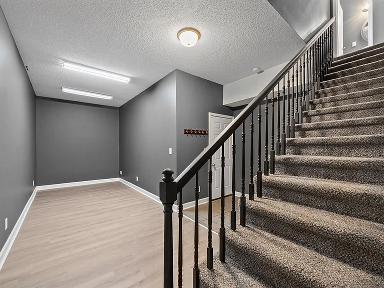 212 Trey Ct — Photo 47