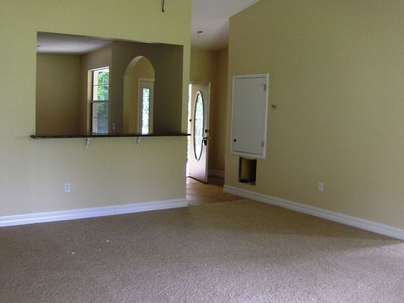 4th image of 5313 Lexington Cir