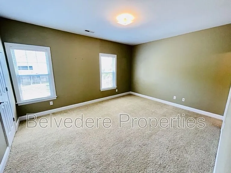 67 Rhododendron Dr — Photo 12