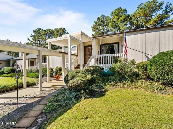 36 Martin Drive Unit D, Whispering Pines, NC 28327