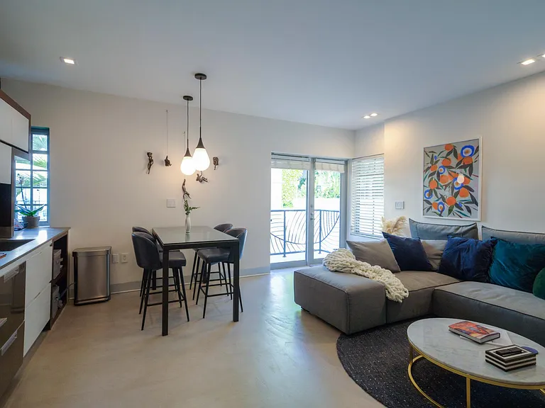 Common Room (Kitchen, Dining, Living)