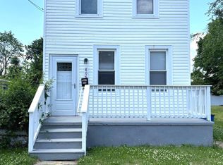 806 High St, Burlington, NJ 08016