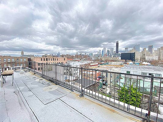 4th image of 555 Union St APT 3