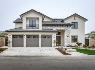 11574 N Range View Dr, Fresno, CA 93730