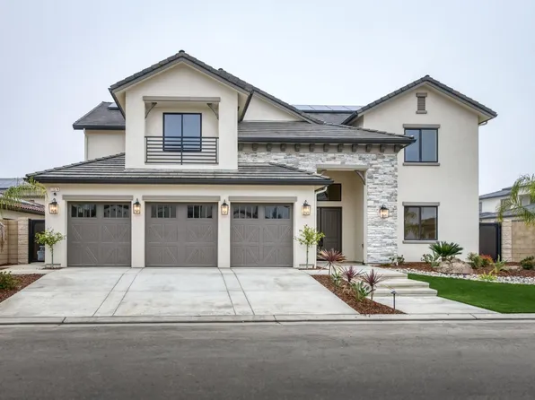 11574 N Range View Dr, Fresno, CA 93730