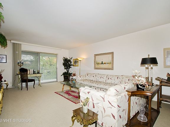 3rd image of 9529 Bronx Ave APT 415