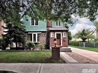 149 E Argyle St, Valley Stream, NY 11580