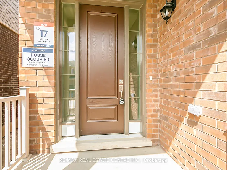 37 Gemini Dr — Photo 2