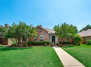 1930 Lansdown Dr, Carrollton, TX 75010