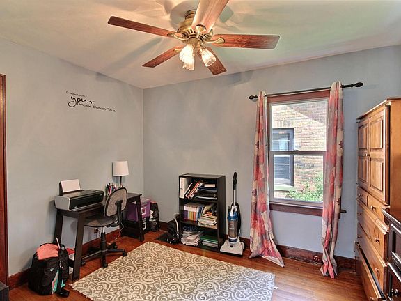 4th image of 406 Losey Blvd S