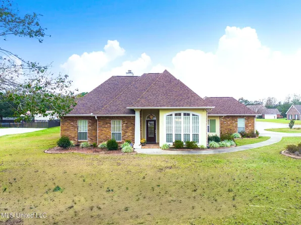 3 Laurel Grove Dr, Carriere, MS 39426