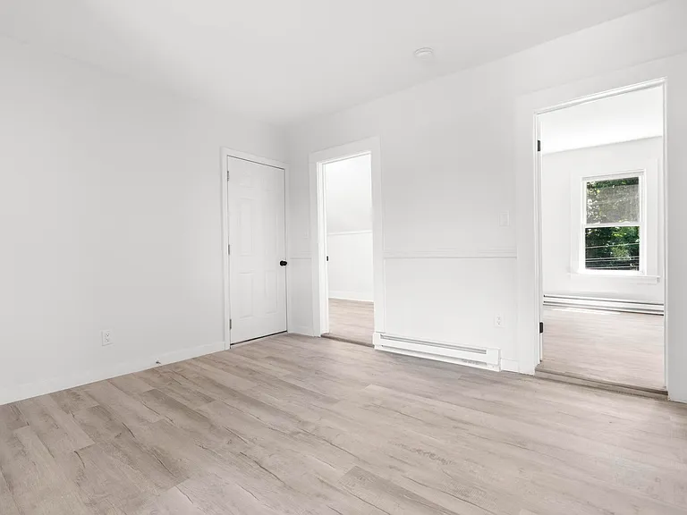 146 Hobart St #3 — Photo 22