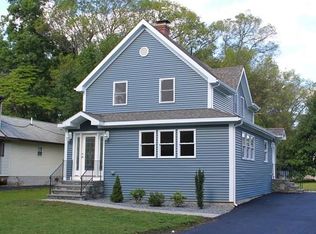 183 Sunderland Rd, Worcester, MA 01604