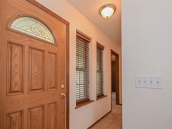 4th image of 2936 SW 126th St