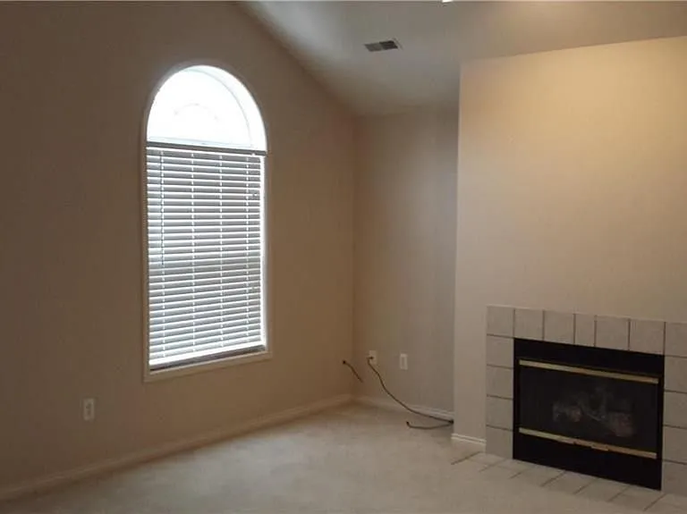 28339 Carlton Way Dr — Photo 9
