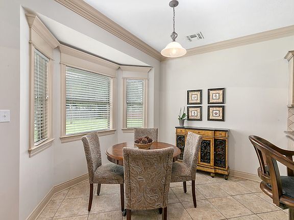 4th image of 5710 W Kayleigh Ln