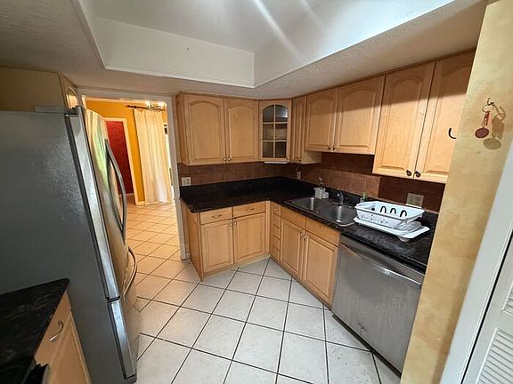 4th image of 4836 Pebble Beach Dr #1002-B