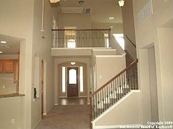 4th image of 1325 Walkers Way