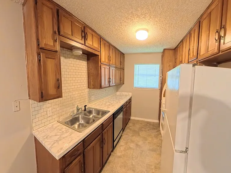 7324 Davis Blvd — Photo 3